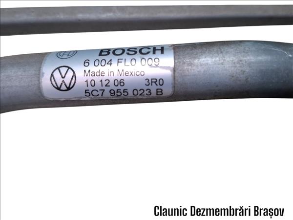 Dezmembrari VW - Ansamblu Stergator Parbriz VW JETTA IV (162)
